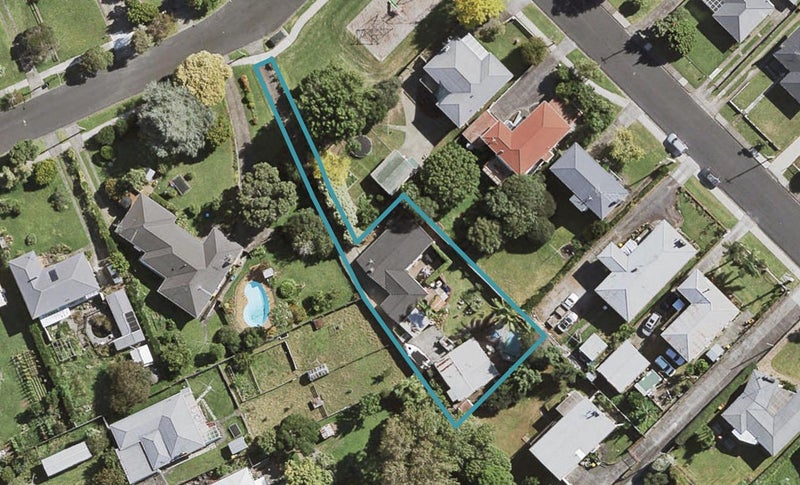 15 Blossom Lane, Manurewa, Auckland - Carousel 1