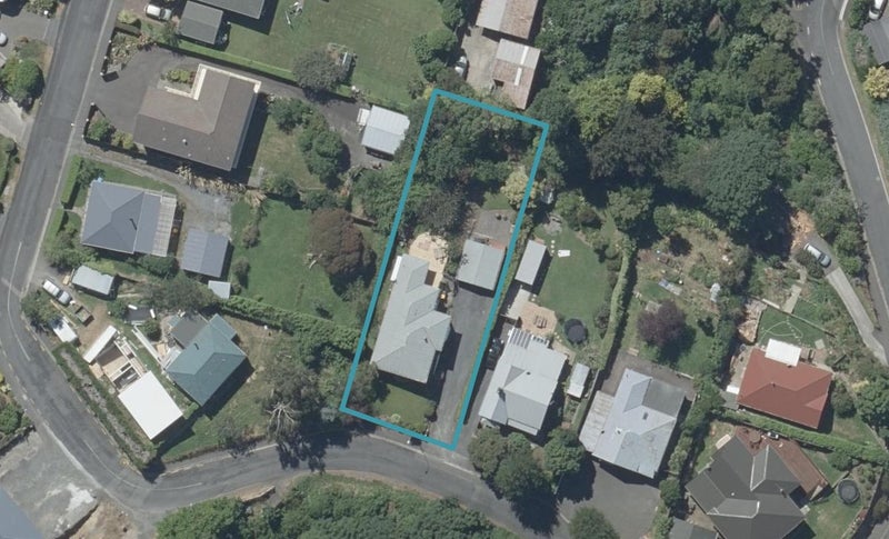 48 Rockside Road, Glenleith, Dunedin - Carousel 1