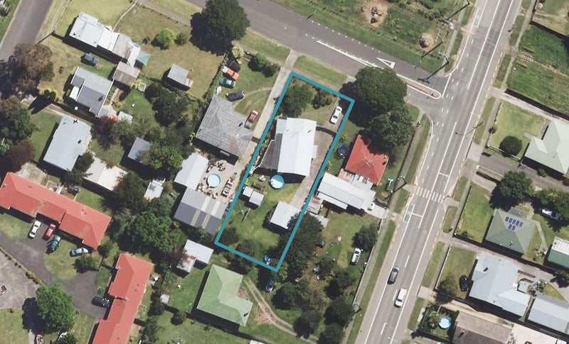 4 Birrell Street, Elgin, Gisborne - Carousel 1