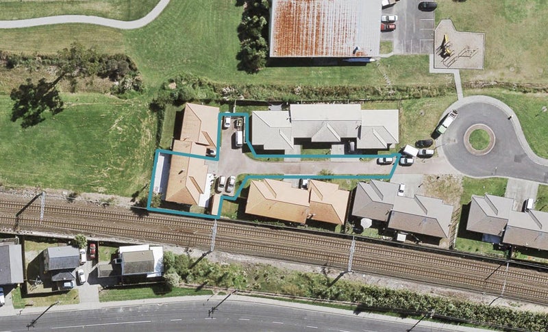 44 Carlas Way, Ranui, Auckland - Carousel 1