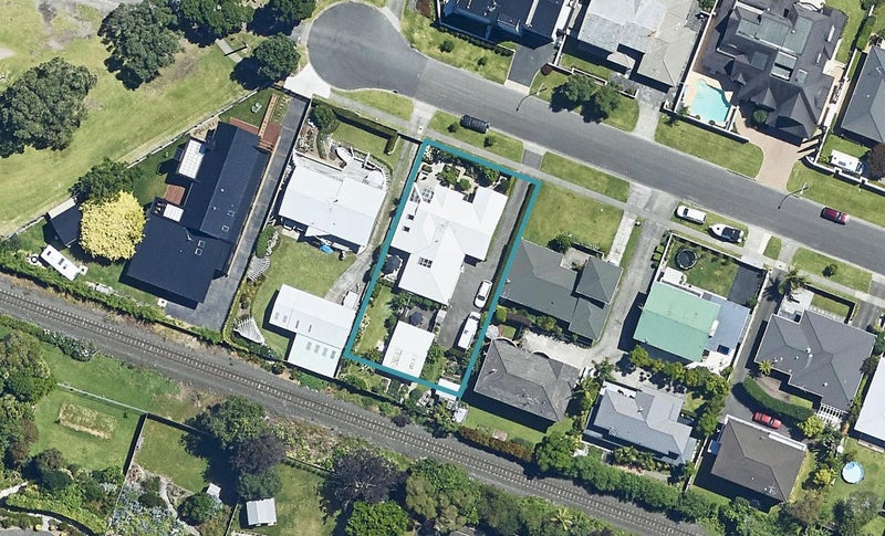 98 Kulim Avenue, Otumoetai, Tauranga - Carousel 1