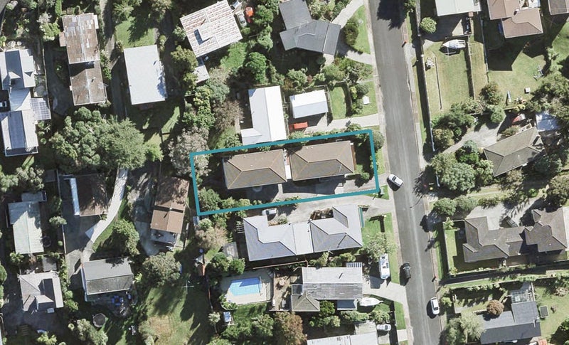 1/3 Charmaine Road, Torbay, Auckland - Carousel 1