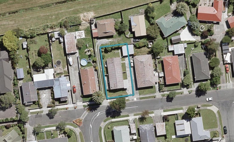 11A Clouston Park Road, Ebdentown, Upper Hutt - Carousel 1