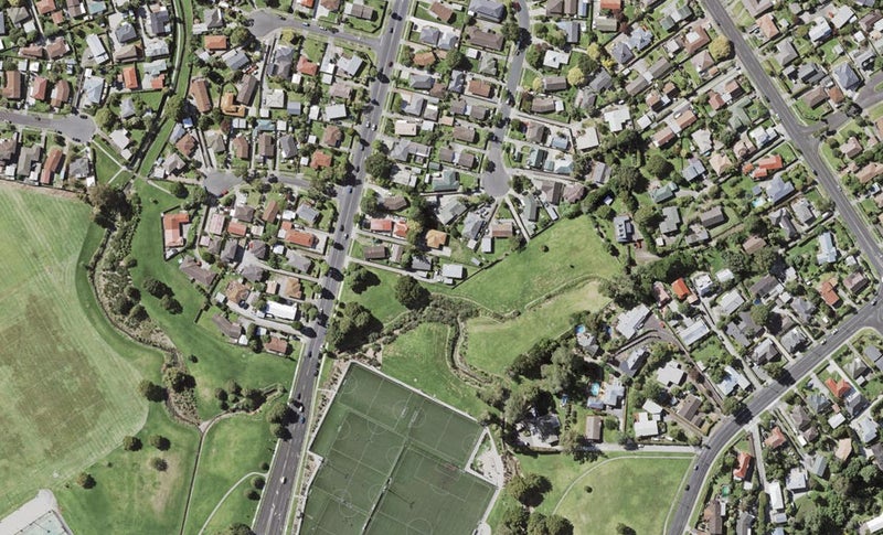 1/412 Bucklands Beach Road, Bucklands Beach, Auckland - Carousel 1