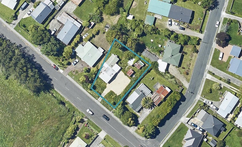9 Lee Road, Hannahs Bay, Rotorua - Carousel 1