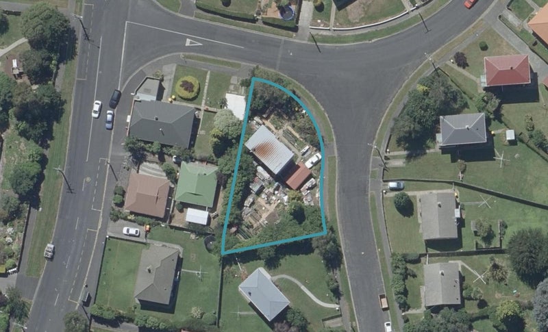 2 Newhaven Street, Liberton, Dunedin - Carousel 1