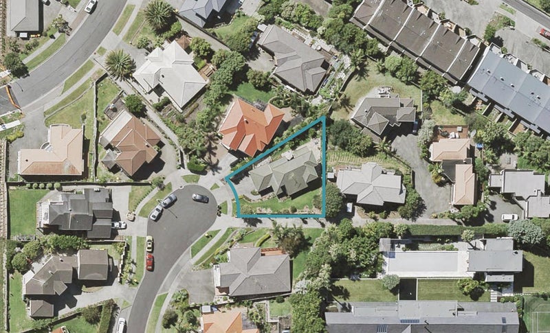 21 Maidstone Place, Oteha, Auckland - Carousel 1