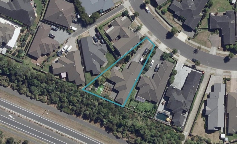 38 Rhys Avenue, Huntington, Hamilton - Carousel 1