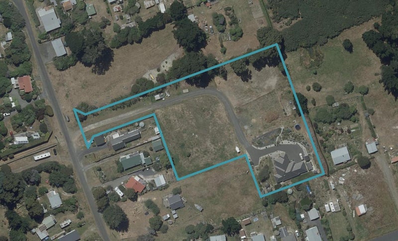 7 Carnock Road, Harwood, Dunedin - Carousel 1