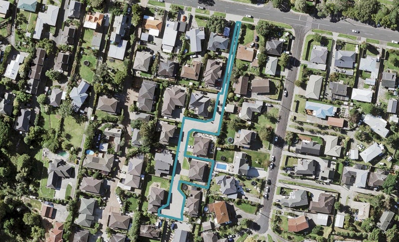 29K Paparoa Road, Cockle Bay, Auckland - Carousel 1