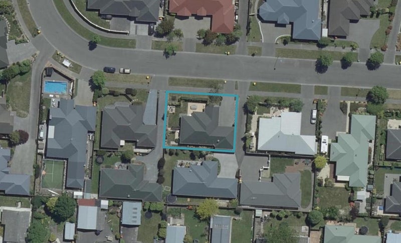 55 Coolspring Way, Redwood, Christchurch - Carousel 1