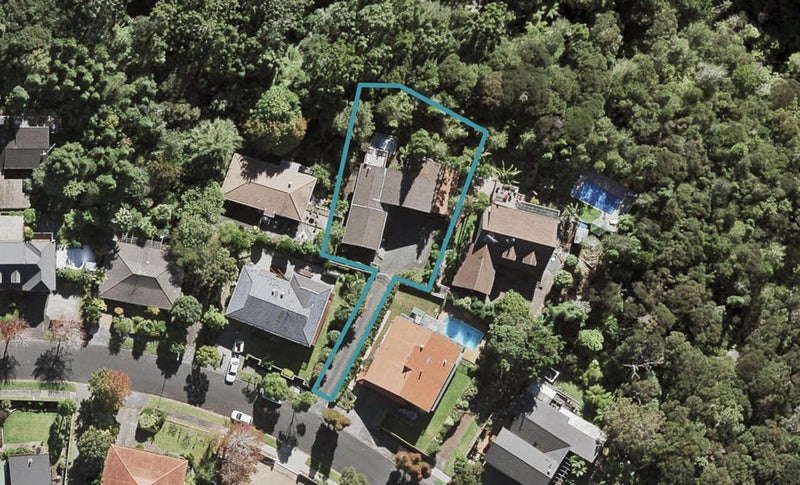 16 Portsea Place, Chatswood, Auckland - Carousel 1
