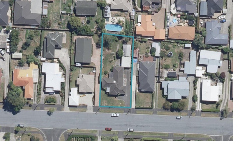 29 East Street, Claudelands, Hamilton - Carousel 1