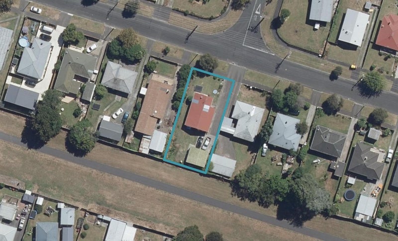 55 Yvonne Street, Melville, Hamilton - Carousel 1