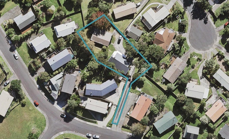 1/9 Anne McLean Drive, Bayview, Auckland - Carousel 1