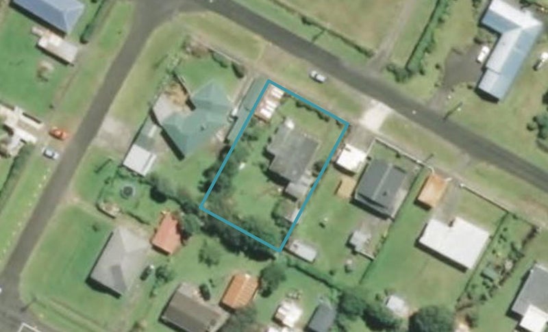 66 Gisborne Terrace, Opunake - Carousel 1