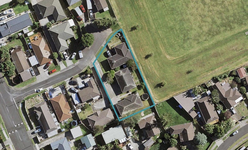 7 Senecio Place, Weymouth, Auckland - Carousel 1