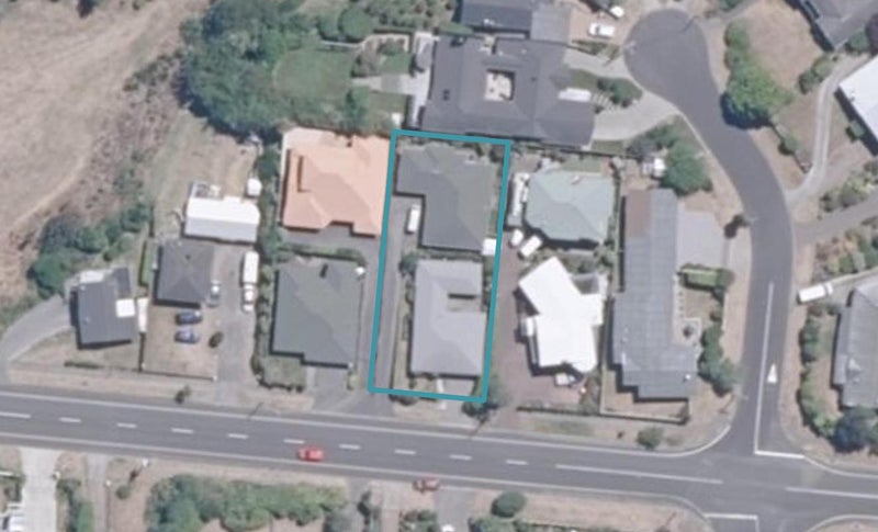 1/38 Shepherd Road, Waipahihi, Taupo - Carousel 1