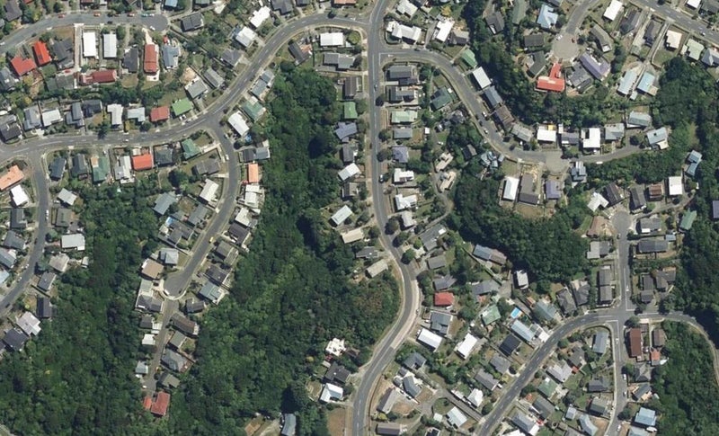 205 Dowse Drive, Maungaraki, Lower Hutt - Carousel 1