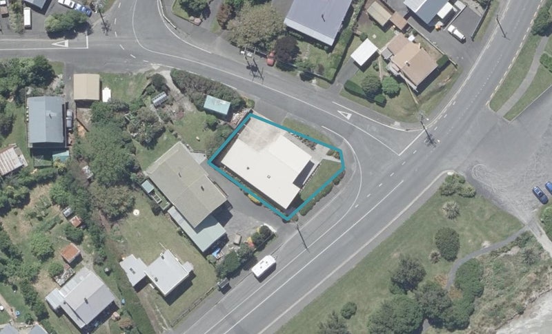 1012 Brighton Road, Brighton, Dunedin - Carousel 1