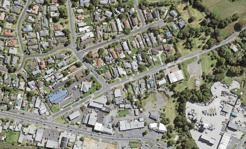 27 Oraha Road, Huapai, Kumeu - Carousel 1