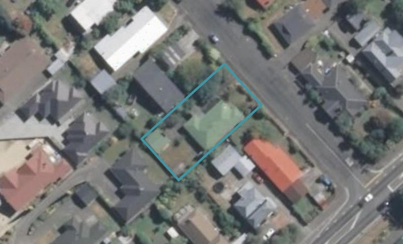 3 Queens Drive, Allenton, Ashburton - Carousel 1