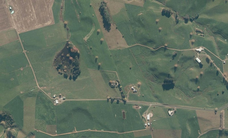 100 Carmichael Road, Tirau - Carousel 1