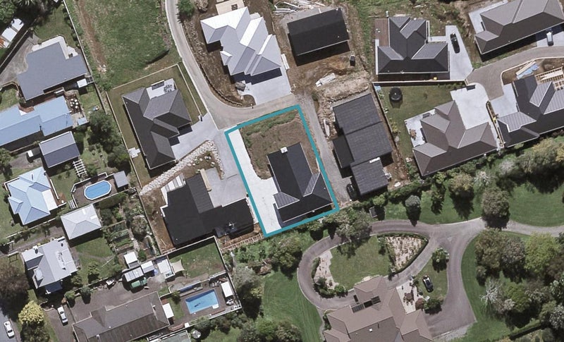 7 Piper Way, Glen Avon, New Plymouth - Carousel 1