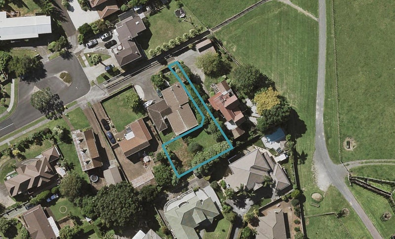 7A Tadley Court, Goodwood Heights, Auckland - Carousel 1