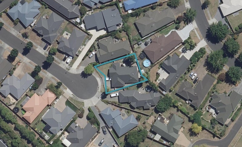 35 Mickelson Avenue, Rototuna, Hamilton - Carousel 1