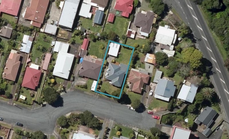 19 Shortland Street, Regent, Whangarei - Carousel 1