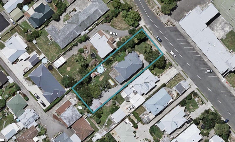 612 Whitehead Road, Saint Leonards, Hastings - Carousel 1