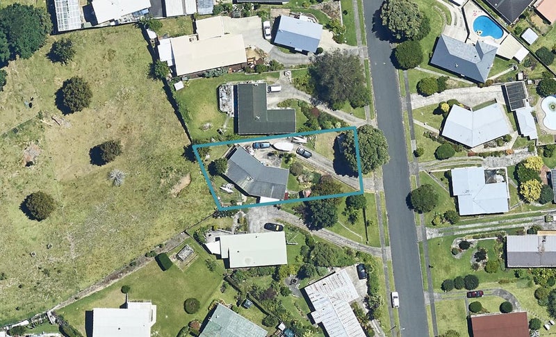 19 Upland Street, Brookfield, Tauranga - Carousel 1