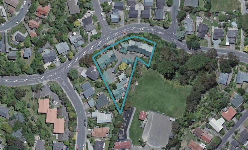 3/33 Halswater Drive, Churton Park, Wellington - Carousel 1