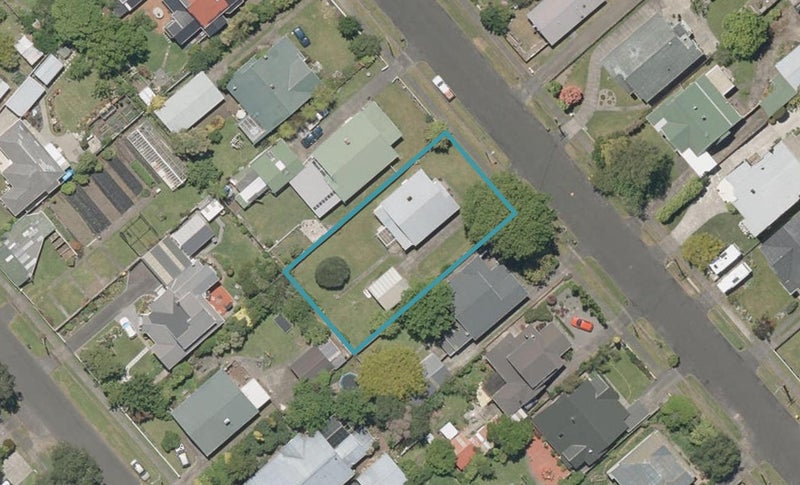 16 Jellicoe Street, Whanganui East, Whanganui - Carousel 1