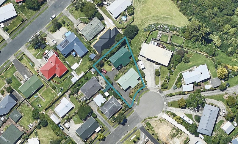 11A Arden Street, Gate Pa, Tauranga - Carousel 1