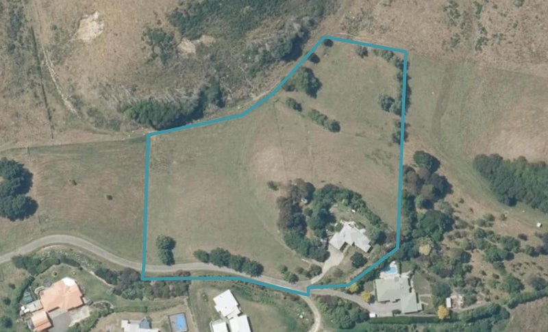 85 Pineleigh Drive, Poraiti, Napier - Carousel 1