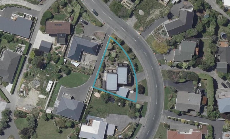 2/172 Soleares Avenue, Mount Pleasant, Christchurch - Carousel 1