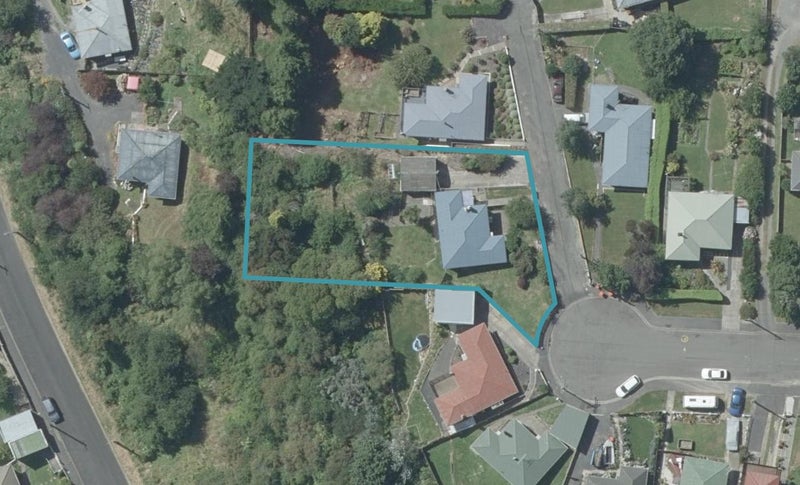 21 Tomkins Street, Green Island, Dunedin - Carousel 1