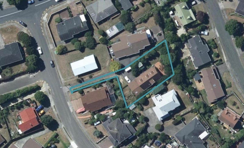 9 Halladale Road, Papakowhai, Porirua - Carousel 1