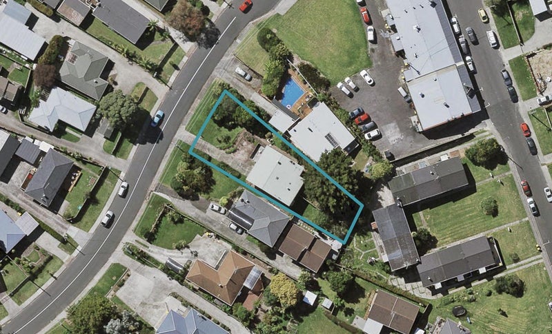 12 Havelock Avenue, Forrest Hill, Auckland - Carousel 1