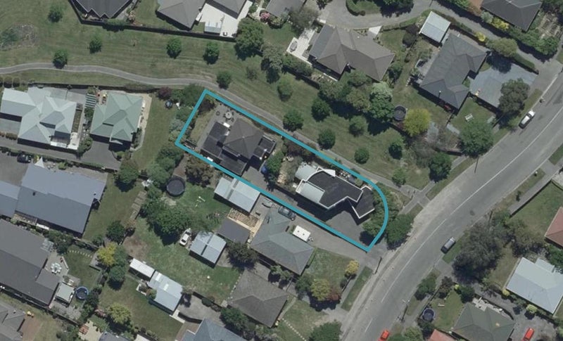 2/14 Trafford Street, Harewood, Christchurch - Carousel 1