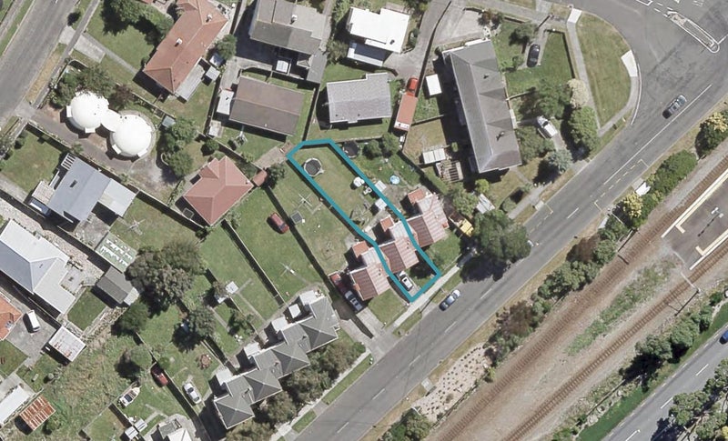 95 Oxford Terrace, Epuni, Lower Hutt - Carousel 1