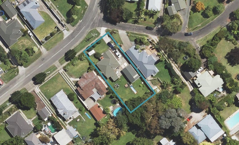 145 Ballance Street, Whataupoko, Gisborne - Carousel 1