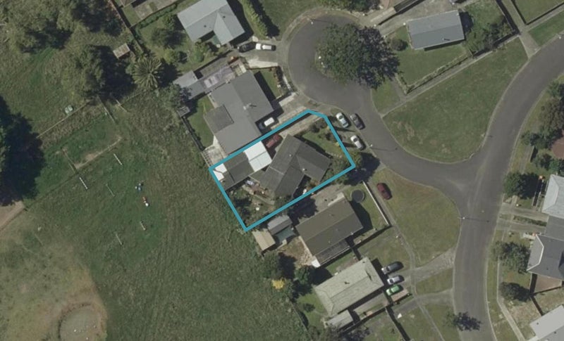 5 Hobbs Place, Westbrook, Palmerston North - Carousel 1