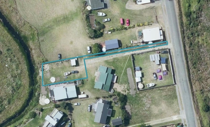 108C Newcastle Street, Māhia - Carousel 1