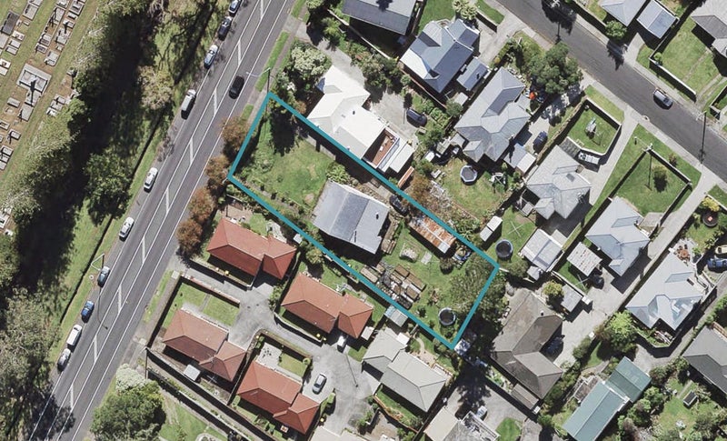 49 Glenview Road, Glen Eden, Auckland - Carousel 1