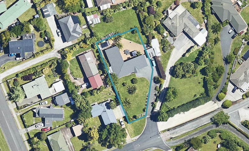 6 Paul Street, Pukehangi, Rotorua - Carousel 1