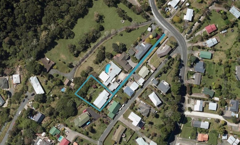 55 Memorial Drive, Parahaki, Whangarei - Carousel 1