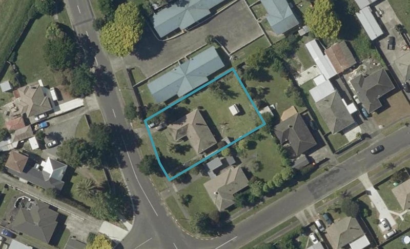 5 Seddon Street, Takaro, Palmerston North - Carousel 1